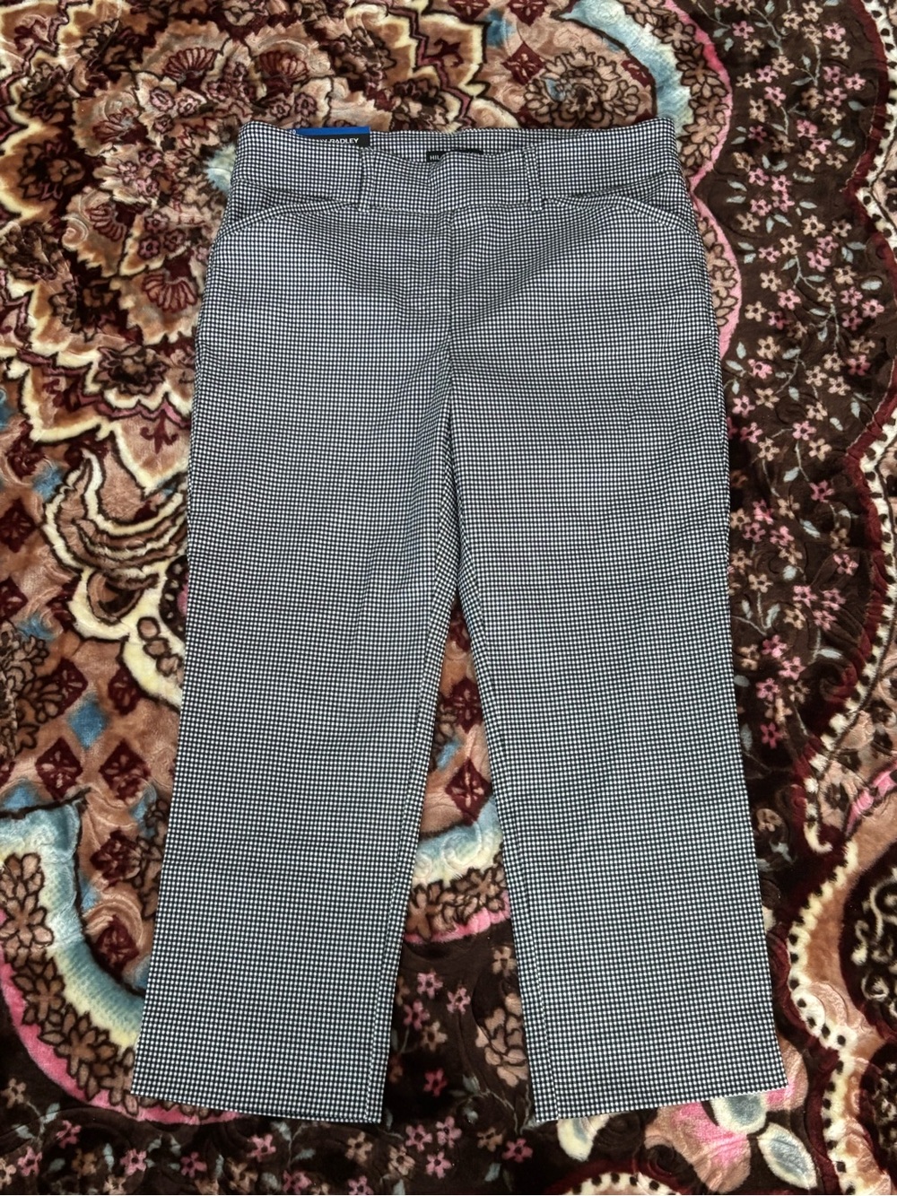 Straight-Leg Cropped Pants in Black & White Hilary Radley size 10